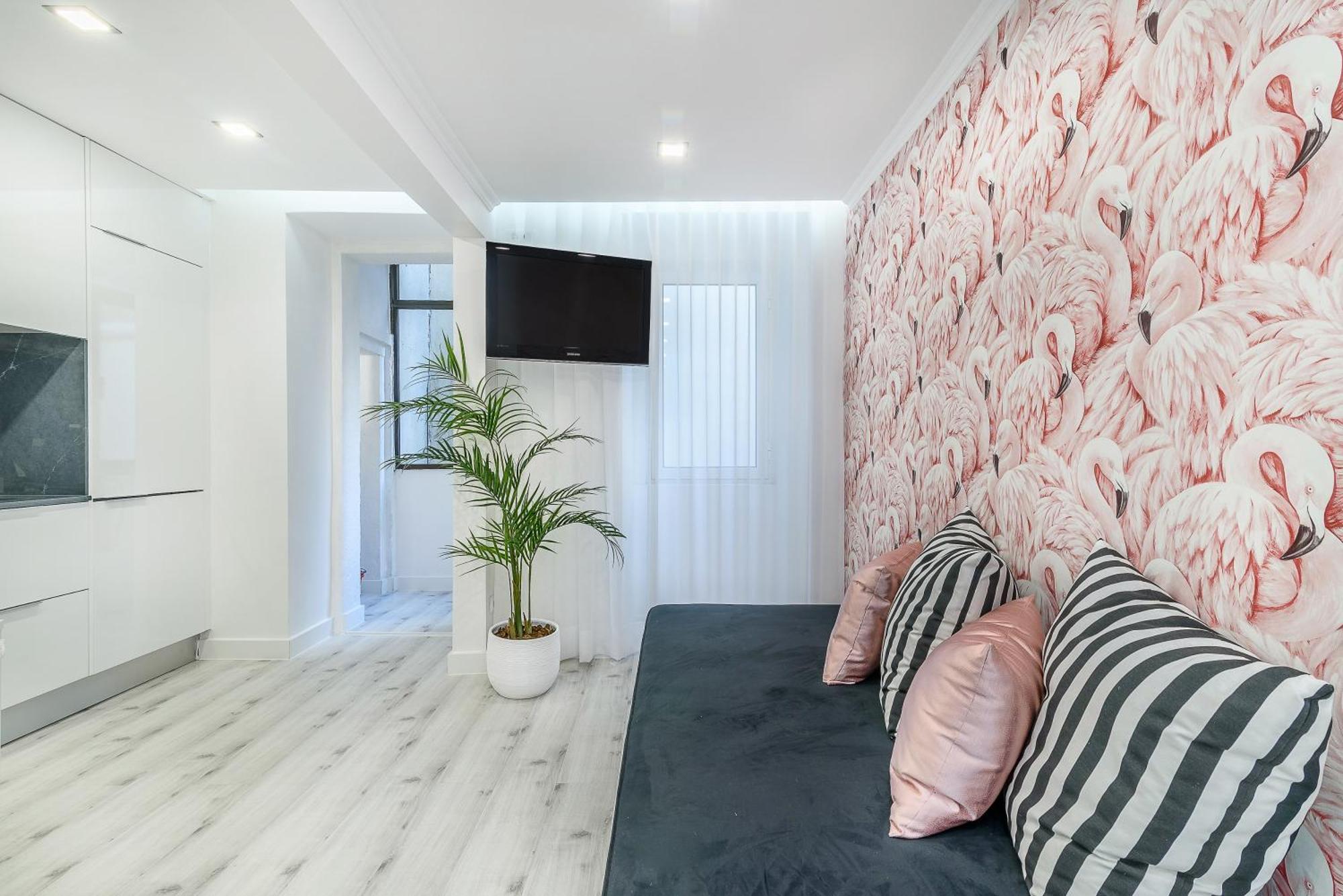Whome City Chic Escape: Your Stylish Haven In Downtown Lisbon Luaran gambar